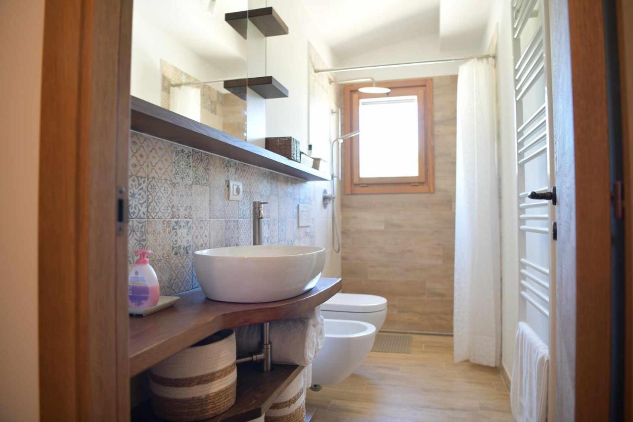 Casa Montefiore 13 Girasoli Lt Nella Tranquilla Campagna Marchigiana อังโกนา ภายนอก รูปภาพ
